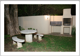 fish_eagle_room_courtyard